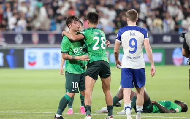 亚洲免费小视频